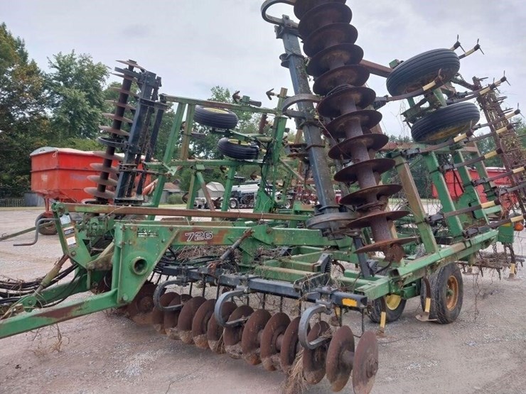 john-deere-726-image-10