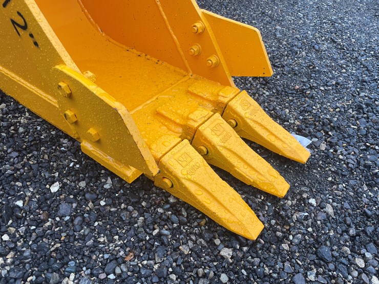 caterpillar-305-image-3