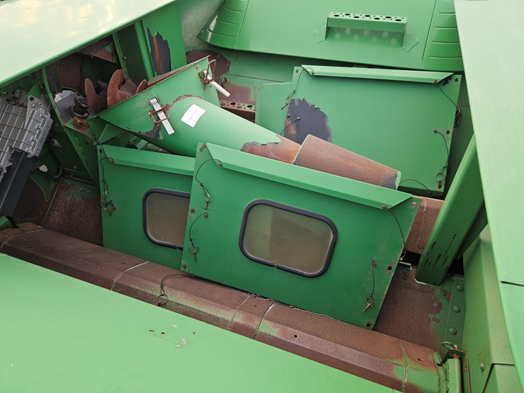 2005-john-deere-9760-sts-image-14