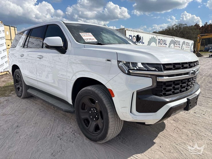 2022-chevrolet-tahoe-image-2