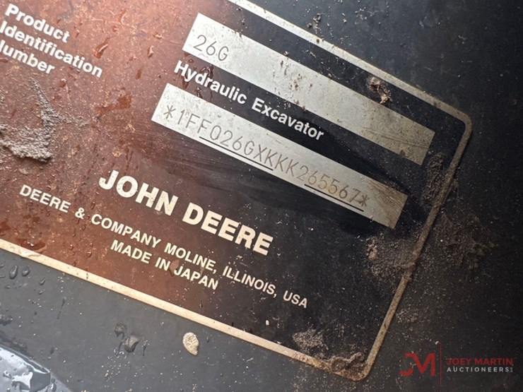 2020-deere-26g-image-19