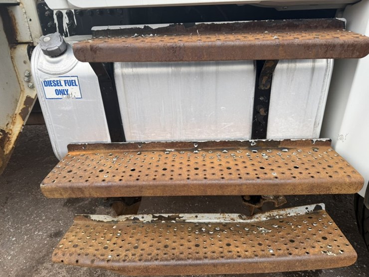 2006-caterpillar-c7-image-56