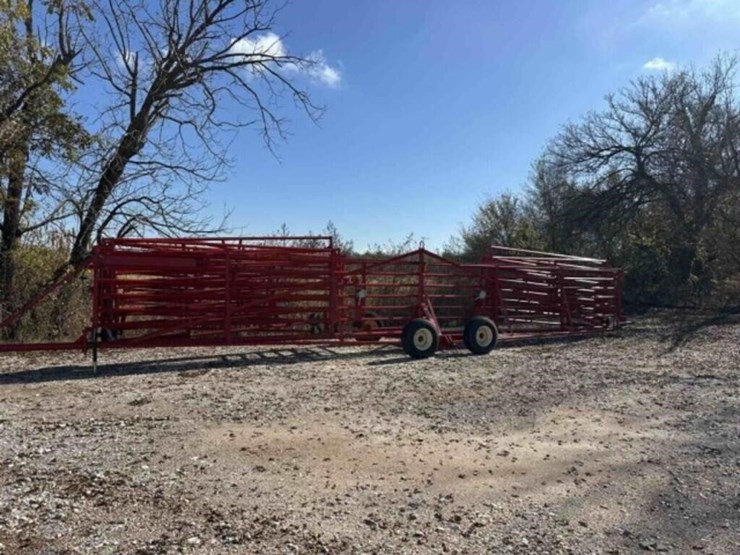 portable-corral-image-3