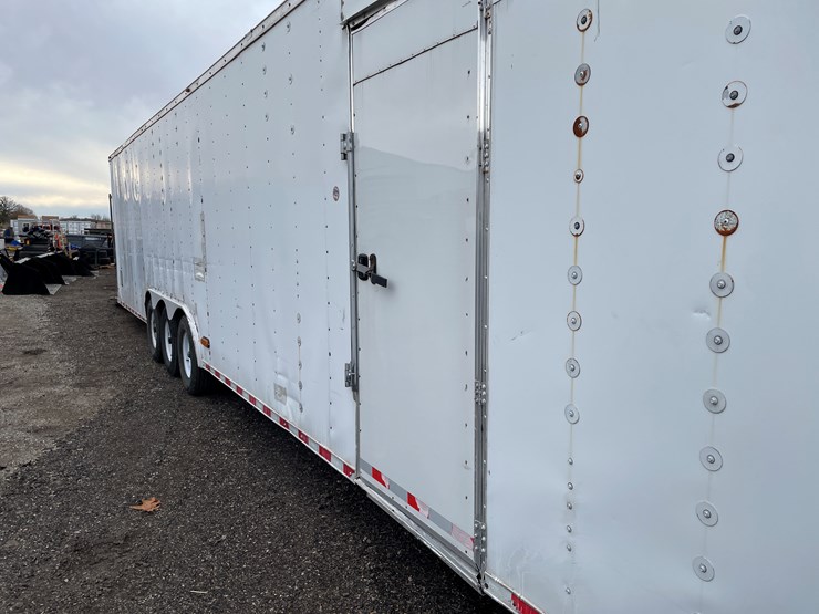 #1151-•-2021-freeway-36'-enclosed-trailer-image-12