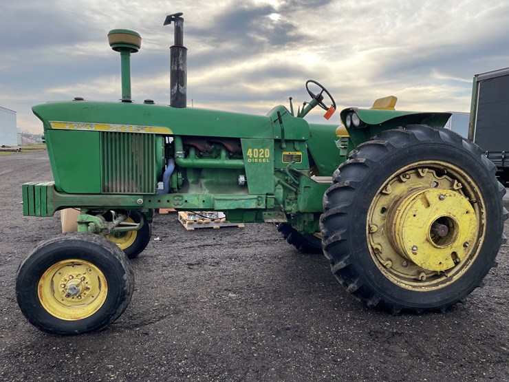 john-deere-4020-image-8