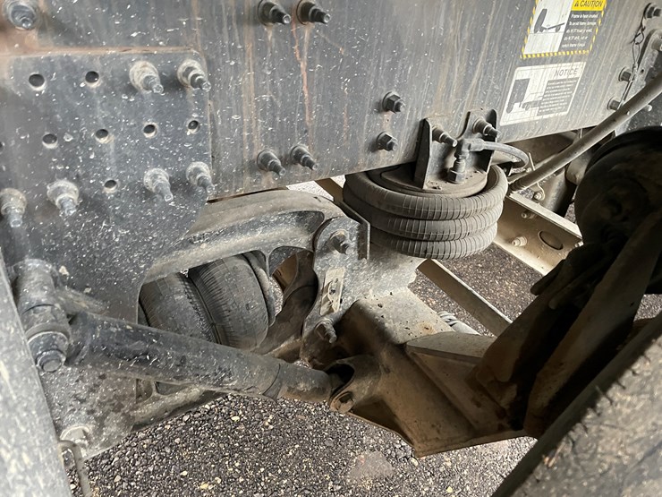 #1059-•-2021-mack-gr104b-quad-axle-dump-truck-(title-in-delay)-image-33