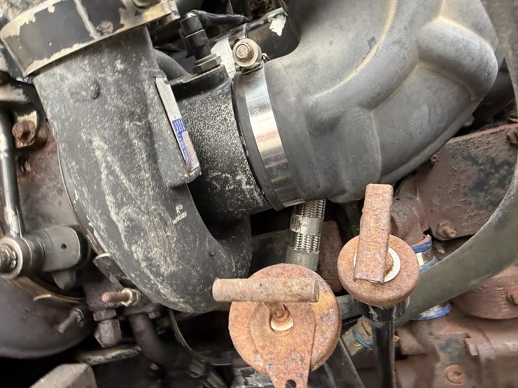 2005-international-8600-image-24