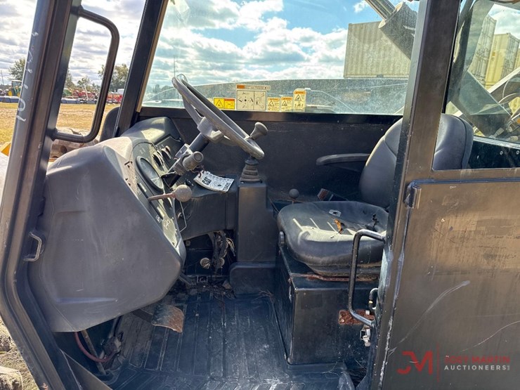 2012-caterpillar-tl642c-image-14