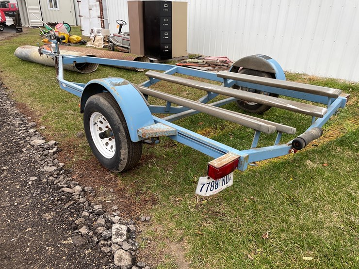 #1253-•-four-winns-16'-boat-trailer-(no-title)-image-3