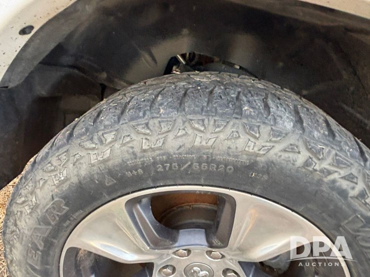 2019-dodge-1500-image-17