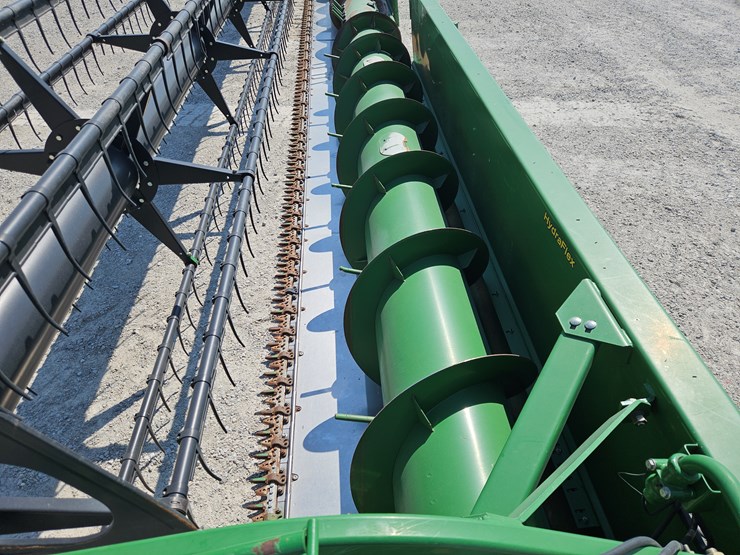 2009-john-deere-635f-image-10