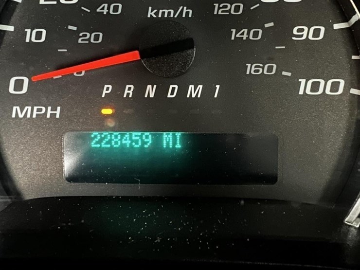 2014-chevrolet-express-paratransit-bus-image-33