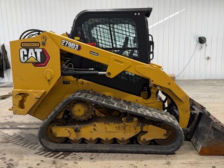 2022-caterpillar-279d3-image-3