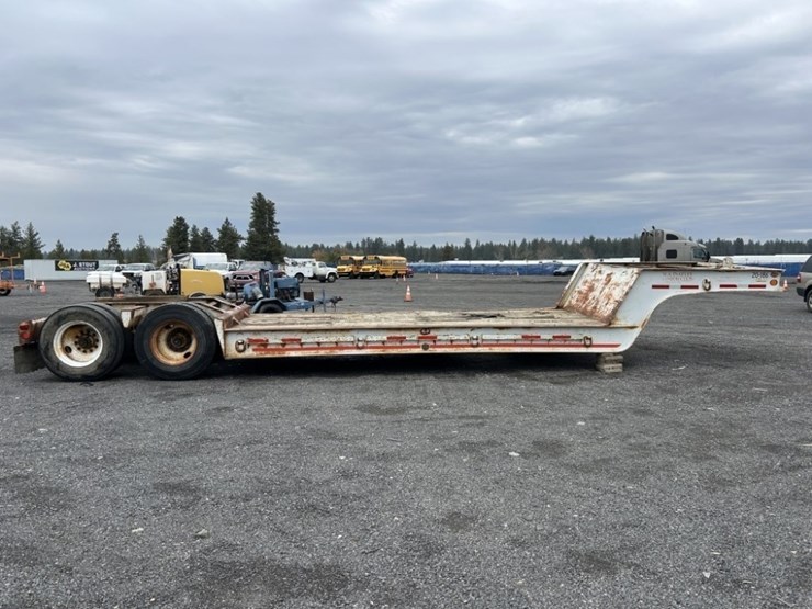 1973-fruehauf-trailer-image-6