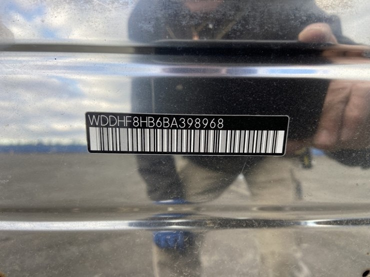 2011-mercedes-benz-e350-awd-sedan-image-17