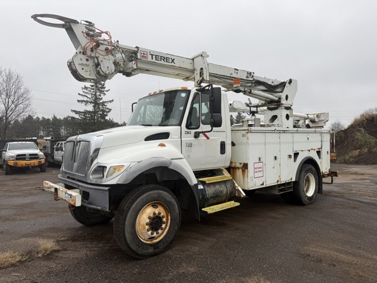 2006-international-7300-image-2