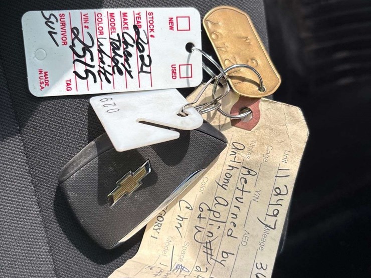 2021-chevrolet-tahoe-image-27