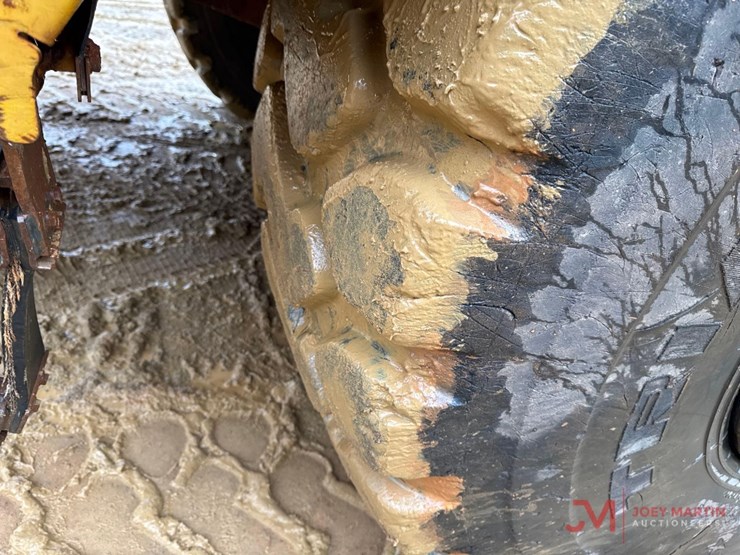 2017-komatsu-hm400-5-image-3