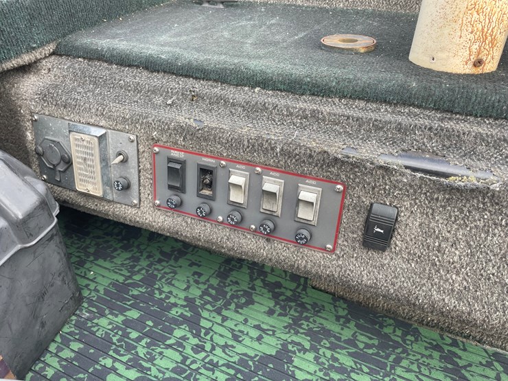 #1060-•-1991-tuffy-walleye-rampage-15'-fishing-boat-(has-reg.-card)-image-27