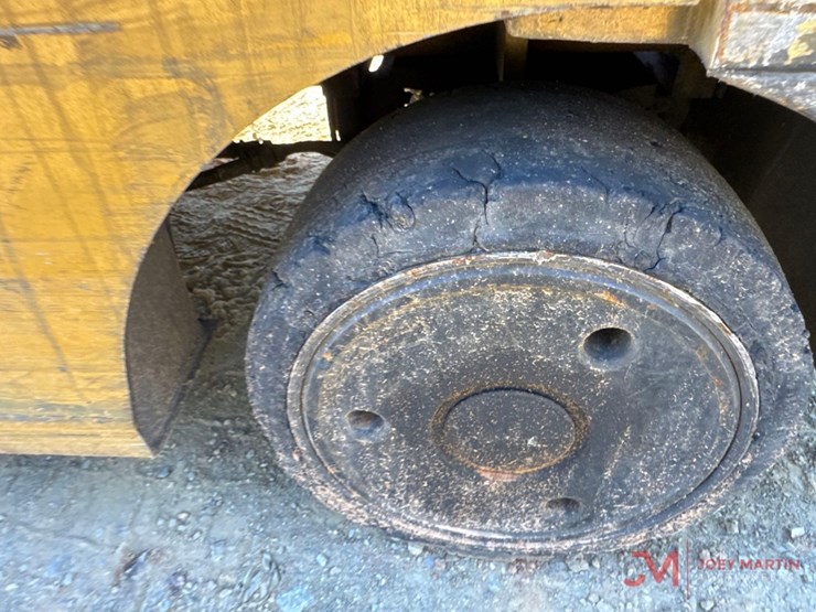 caterpillar-gc25k-image-9