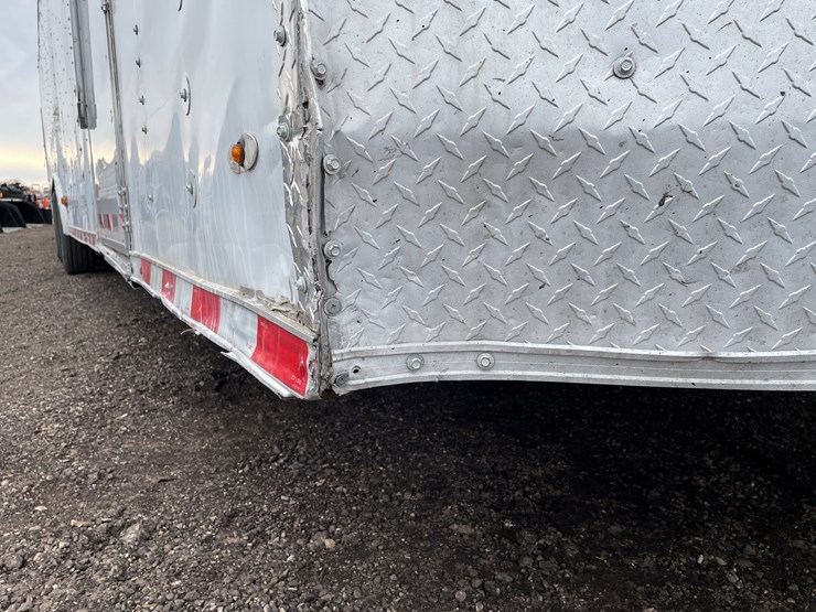 #1151-•-2021-freeway-36'-enclosed-trailer-image-11