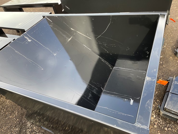 #1212-•-steel-skidsteer-hopper-with-pockets-image-3