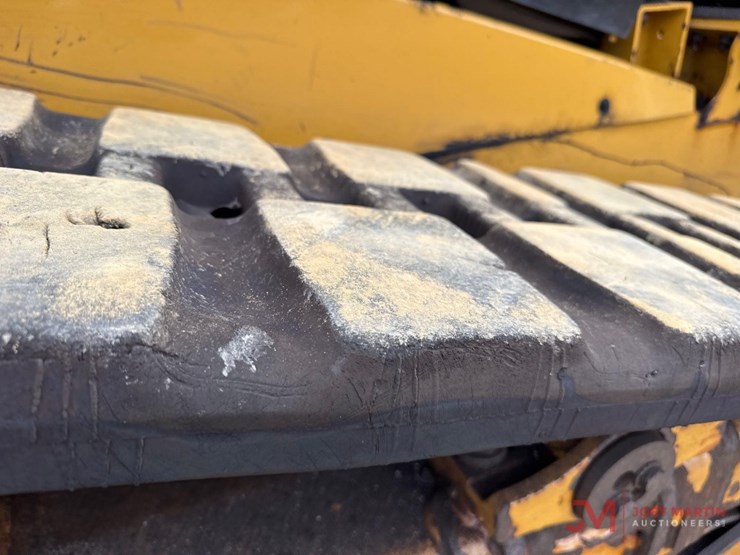 2023-caterpillar-259d3-image-16