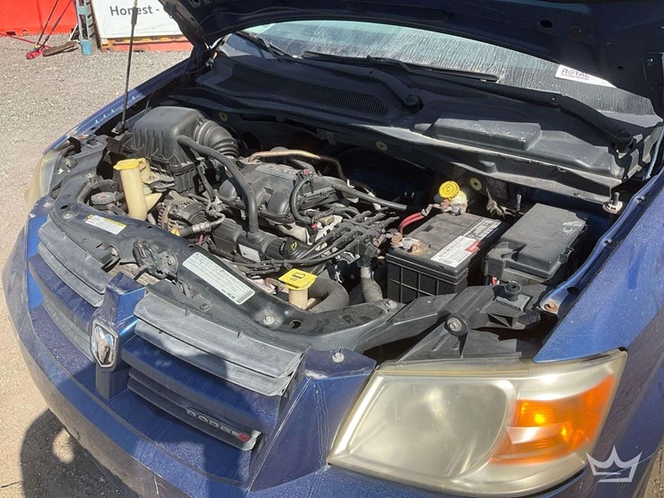 2010-dodge-grand-caravan-image-8