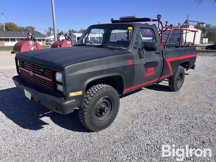 1986-chevrolet-custom-deluxe-image-1