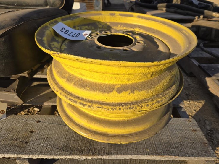 john-deere-16-image-2