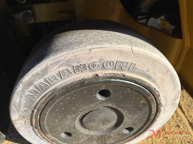 caterpillar-2c5000-image-12