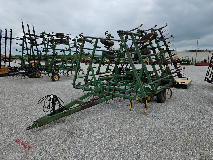 1996-john-deere-980-image-1