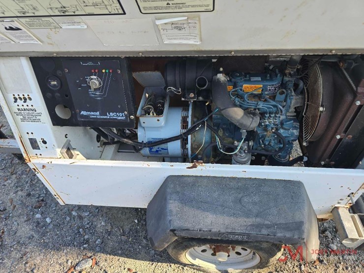 allmand-nite-lite-pro-light-tower-image-6