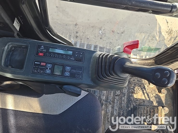 2023-sany-sy225-image-134