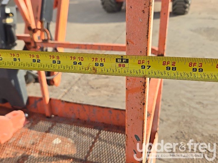 2014-jlg-800aj-image-18