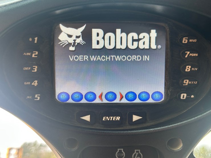 2021-bobcat-t770-image-10