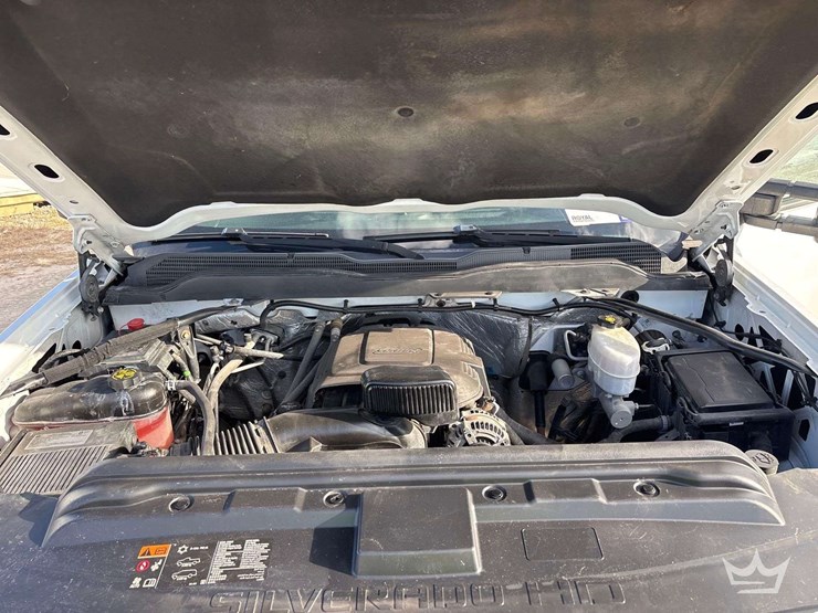 2018-chevrolet-3500-image-7