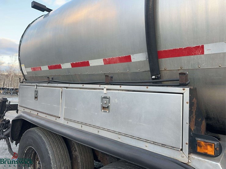 2000-international-2574-image-15