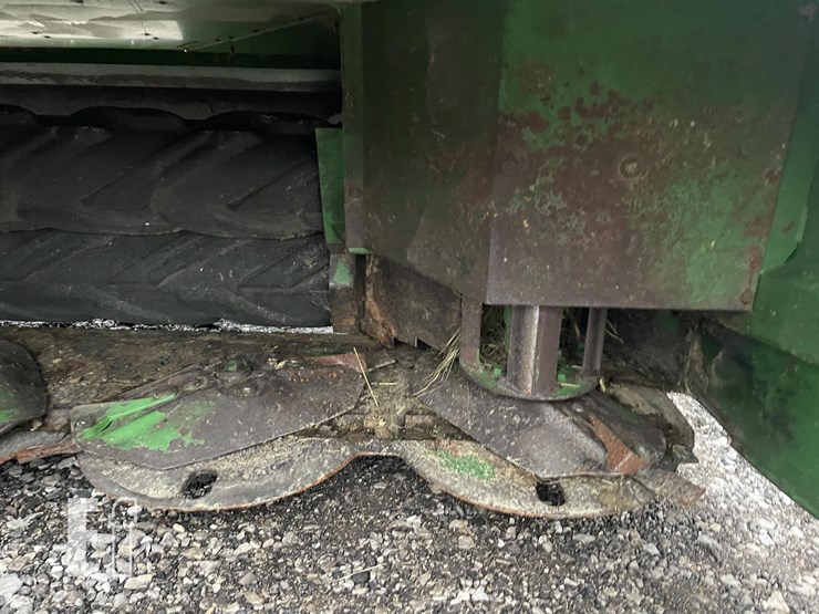 2018-john-deere-946-image-19