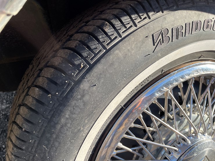 #1075-•-1982-chrysler-lebaron-convertible-(has-wi-title)-image-14