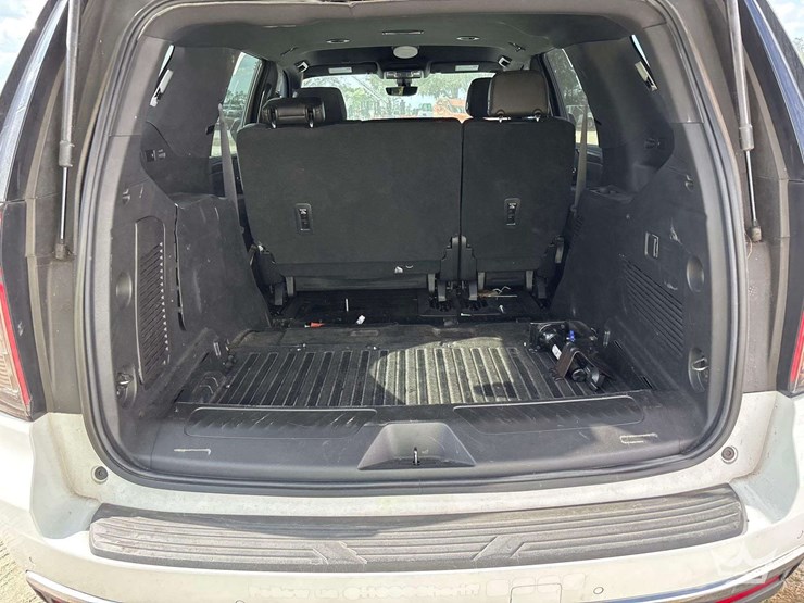 2021-chevrolet-tahoe-image-23