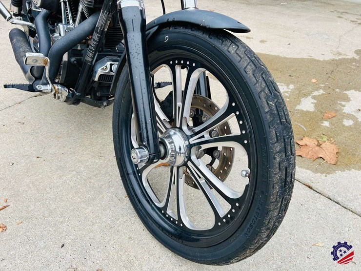 2006-harley-davidson-fxdb-dyna-street-bob-motorcycle-image-12