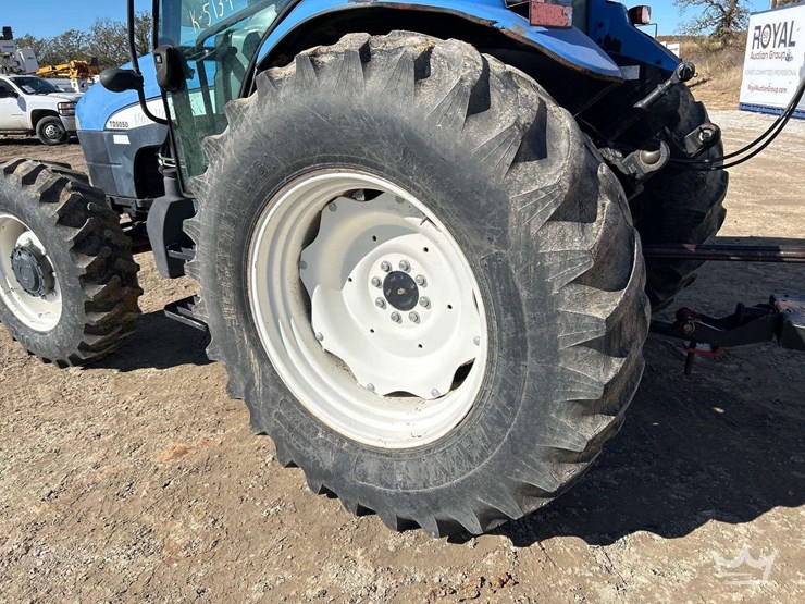 2010-new-holland-td5050-image-35