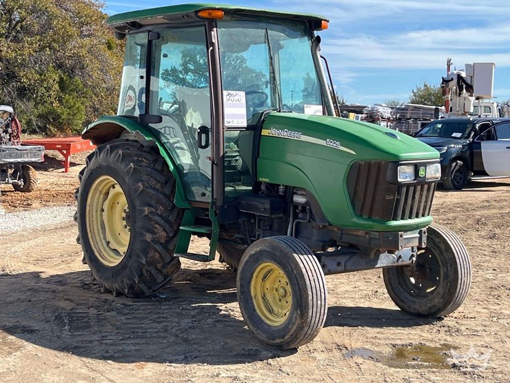 2007-john-deere-5225-image-2
