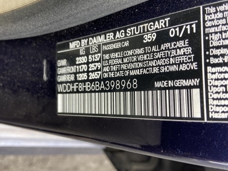 2011-mercedes-benz-e350-awd-sedan-image-20