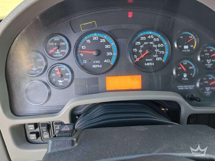 2011-international-durastar-4300-image-36