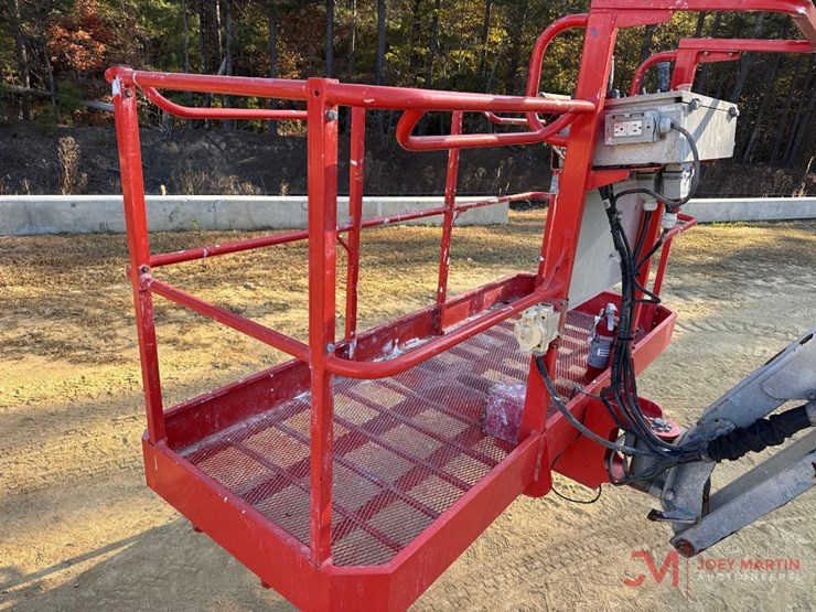 2017-skyjack-sj86t-image-13