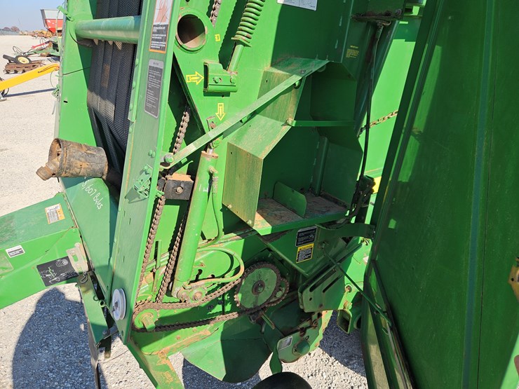 2001-john-deere-567-image-6