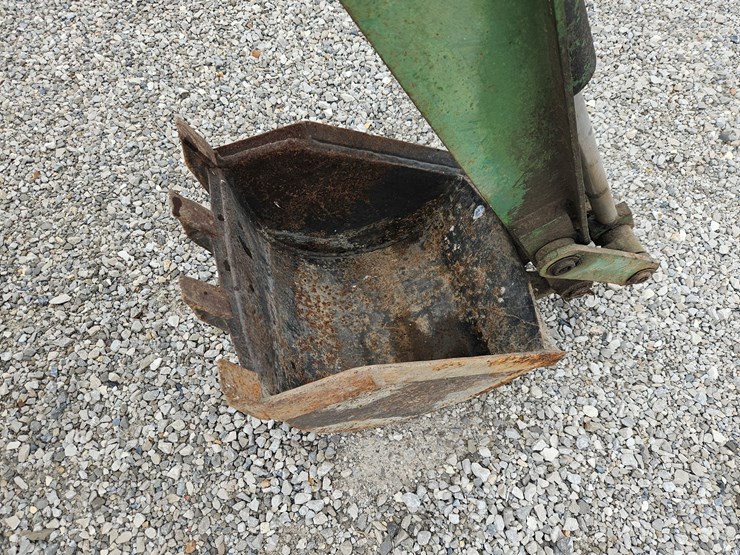 #205005-•-john-deere-backhoe-attachment-image-2
