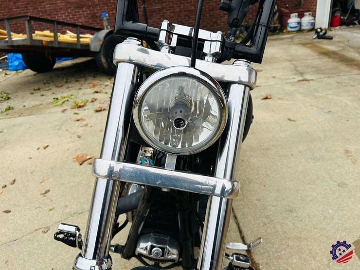 2006-harley-davidson-fxdb-dyna-street-bob-motorcycle-image-10